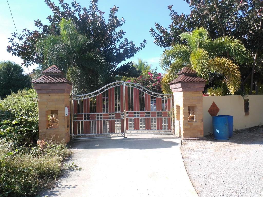 Finca-Marina Rayong Exterior photo